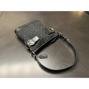 Coach signatures shoulder bag black 9.5 x 9.5 x 2